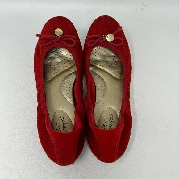 Dexflex Comfort Womens Red Perforated Slip On Ballet Flats Size 6 - Picture 11 of 13